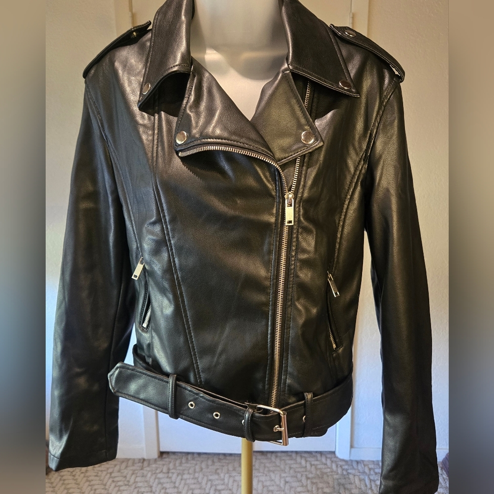 Forever 21 Black Faux Leather Moto Jacket